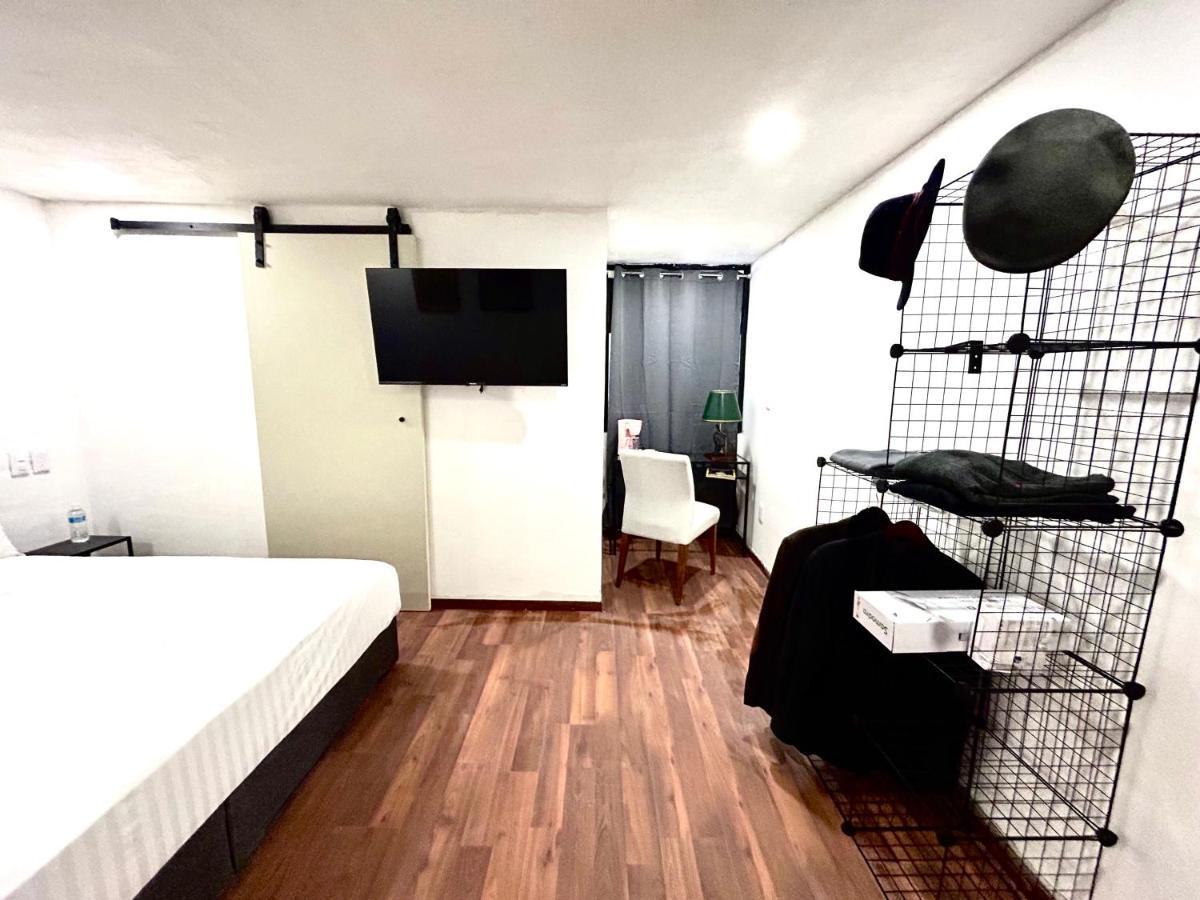 Lindas Suites Eugenio Sue Мехико Экстерьер фото