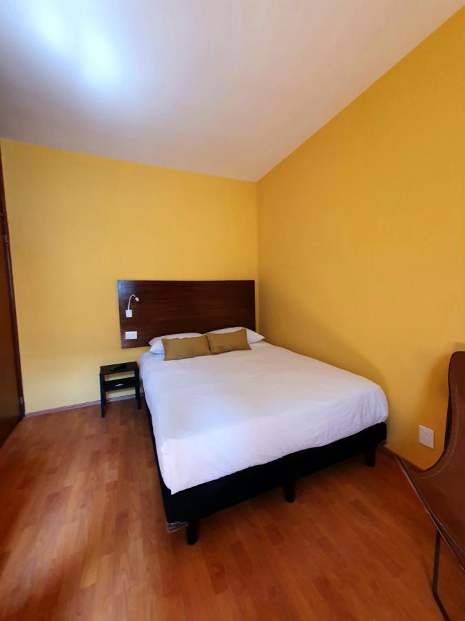 Lindas Suites Eugenio Sue Мехико Экстерьер фото