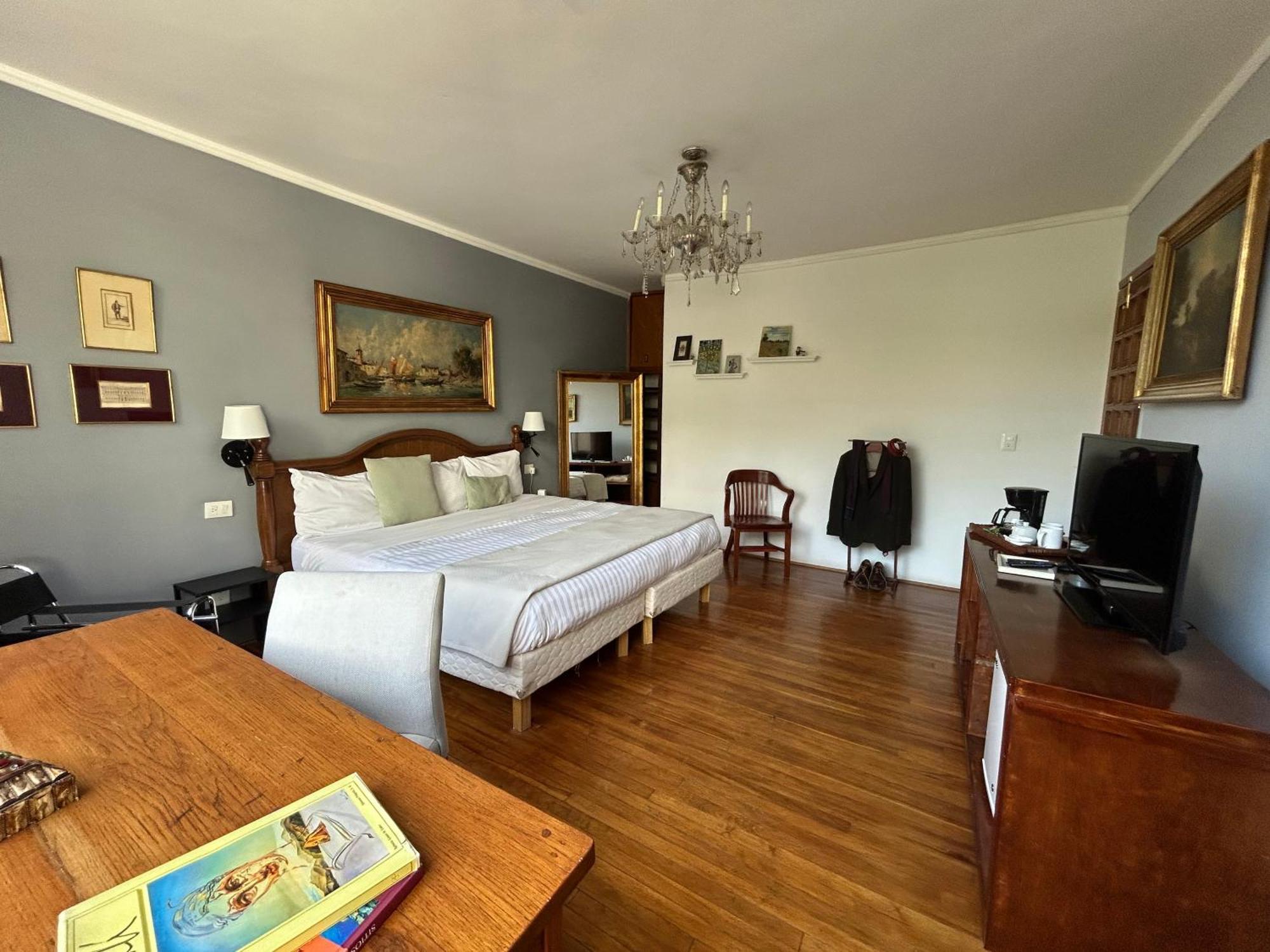 Lindas Suites Eugenio Sue Мехико Экстерьер фото